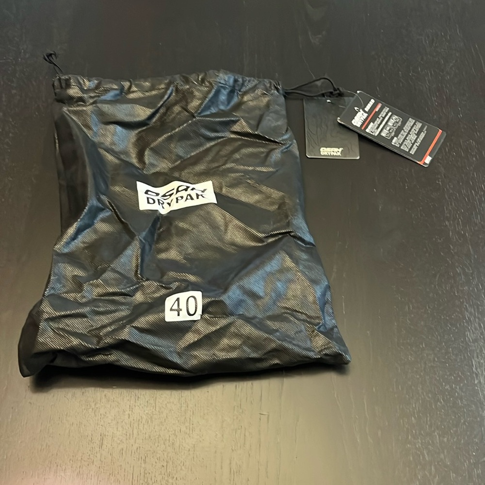 NWT Osah Drypak Drawstring Bag